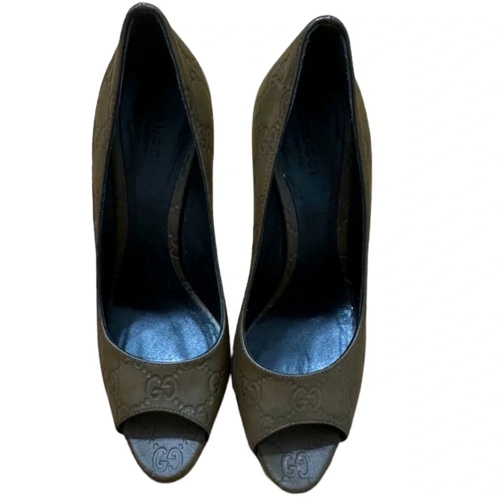 Gucci Guccissima Leather Peep Toe Pumps Size 38.5 Authentic